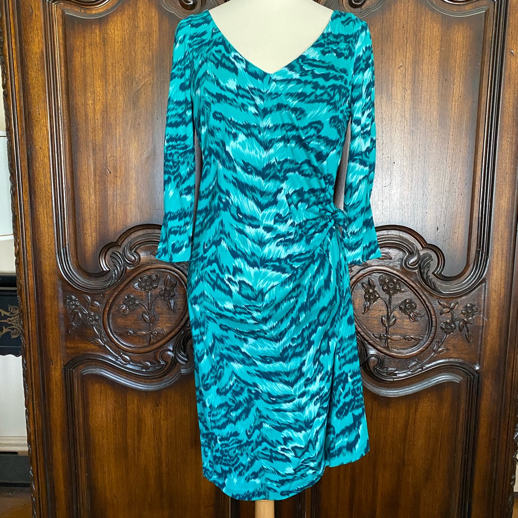 New Women's Diane Von Furstenberg Faux Wrap 100% Silk Dress Size 4